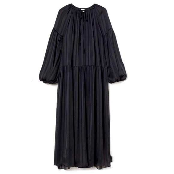 ❌Sold ❌H&M black long chiffon dress ! - Picture 1 of 1